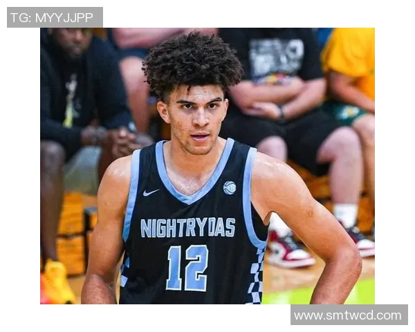 布泽尔儿子!前三热门秀卡梅隆-布泽尔季前赛轰33+12 兄弟凯登9分 布泽尔儿子!前三热门秀卡梅隆-布泽尔季前赛轰33+12 兄弟凯登9分