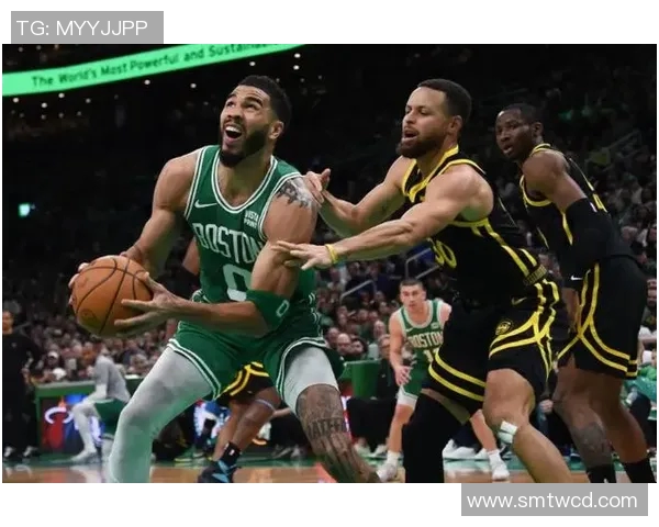 绿军vs勇士伤病报告：库里兄弟和塔图姆缺席，波神出战成疑